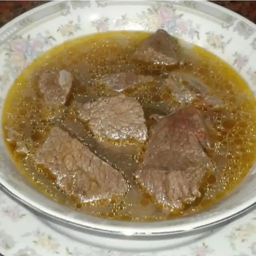 لحم بالشوربة